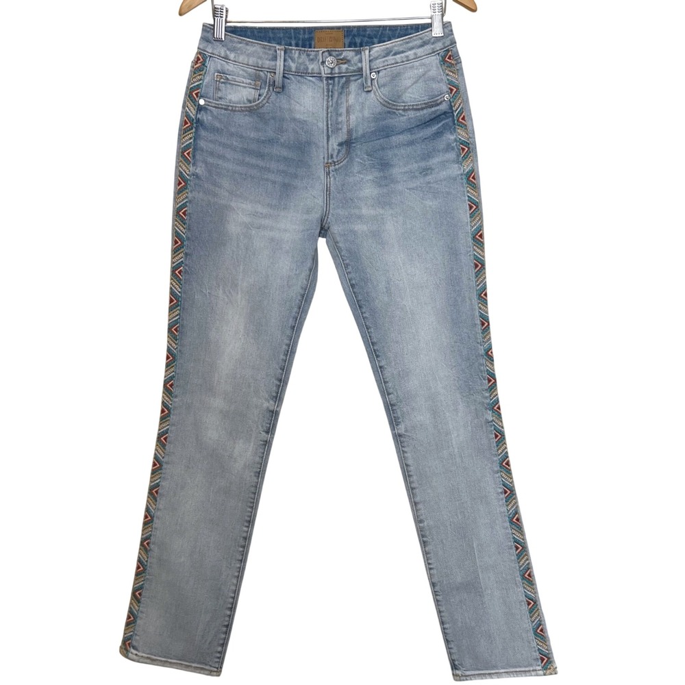 Driftwood Audrey Embroidered Straight Leg Boho Jeans Light Wash  27